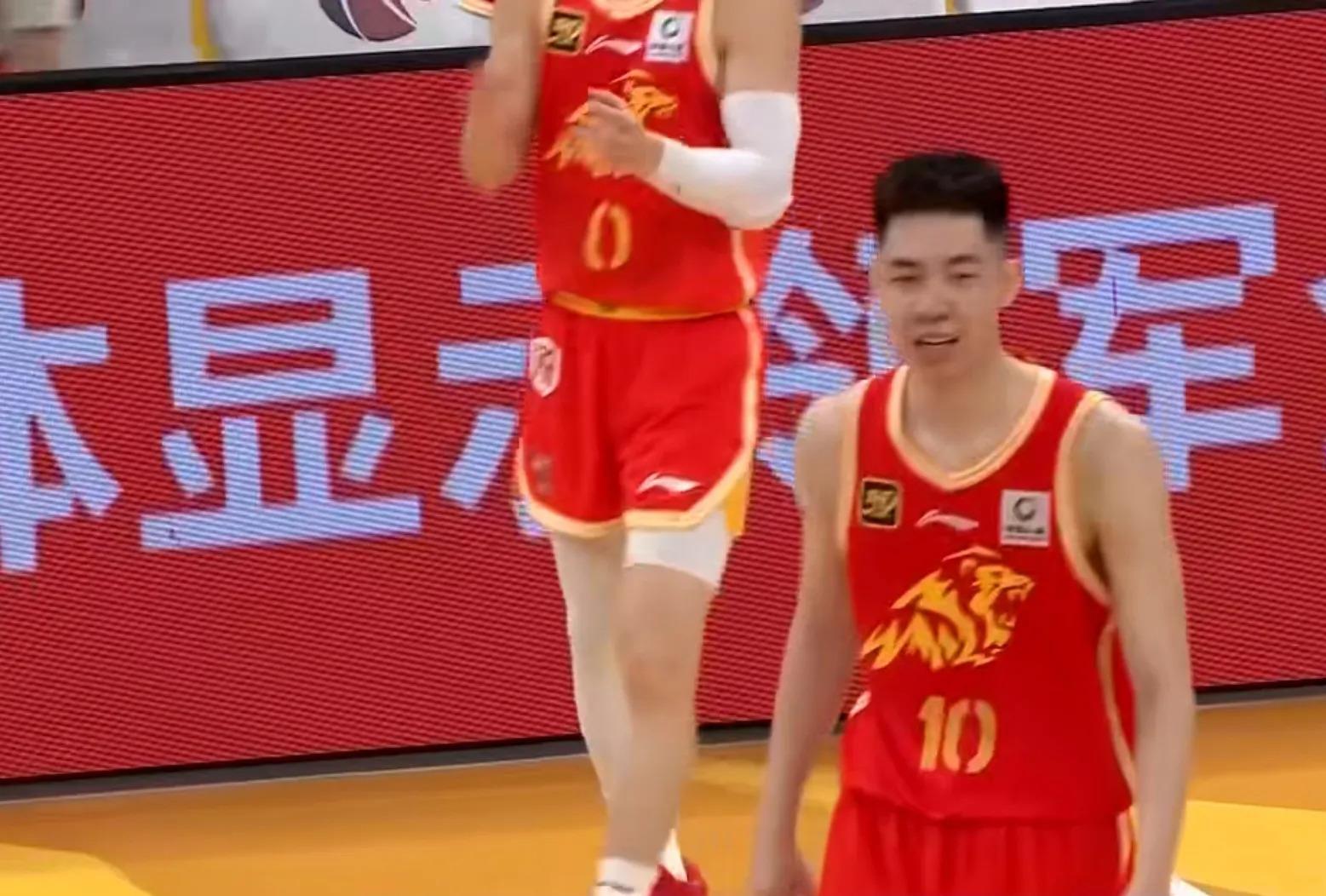 关于窗口期广厦男篮调整名单以备英超,扳平良机环节打磨,悬念犹存,控场能力受关注的信息 关于窗口期广厦男篮调整名单以备英超,扳平良机环节打磨,悬念犹存,控场能力受关注的信息