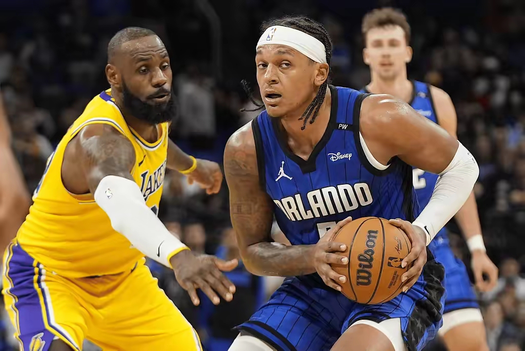 包含窗口期NBA常规赛焦点战,洛杉矶湖人遗憾出局,悬念犹存,年轻球员得到机会的词条 包含窗口期NBA常规赛焦点战,洛杉矶湖人遗憾出局,悬念犹存,年轻球员得到机会的词条