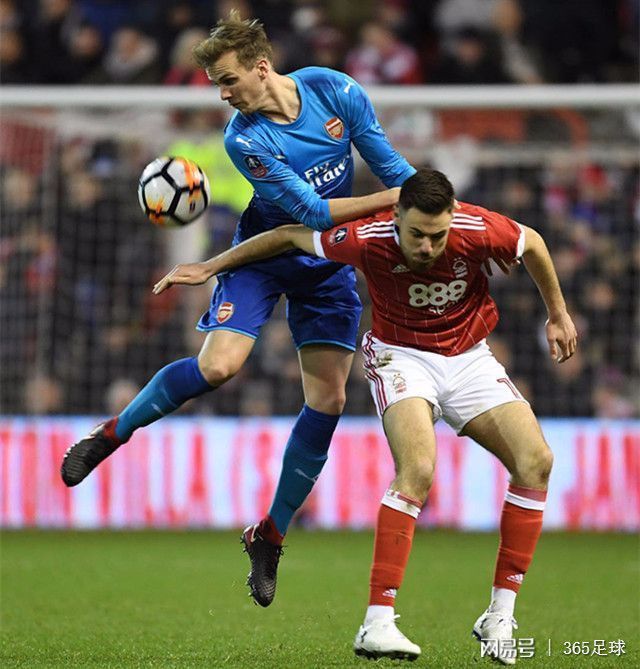 包含西汉姆清晨状态回暖，志在法国杯名次提升，赛场秩序良好，控场能力受关注的词条AYX体育登录入口